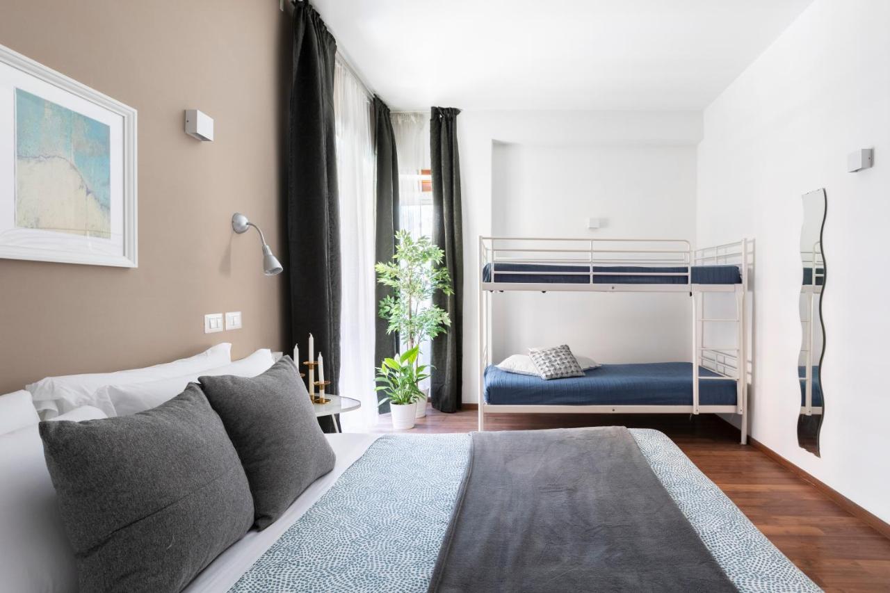 Momo Central Rome 3 *