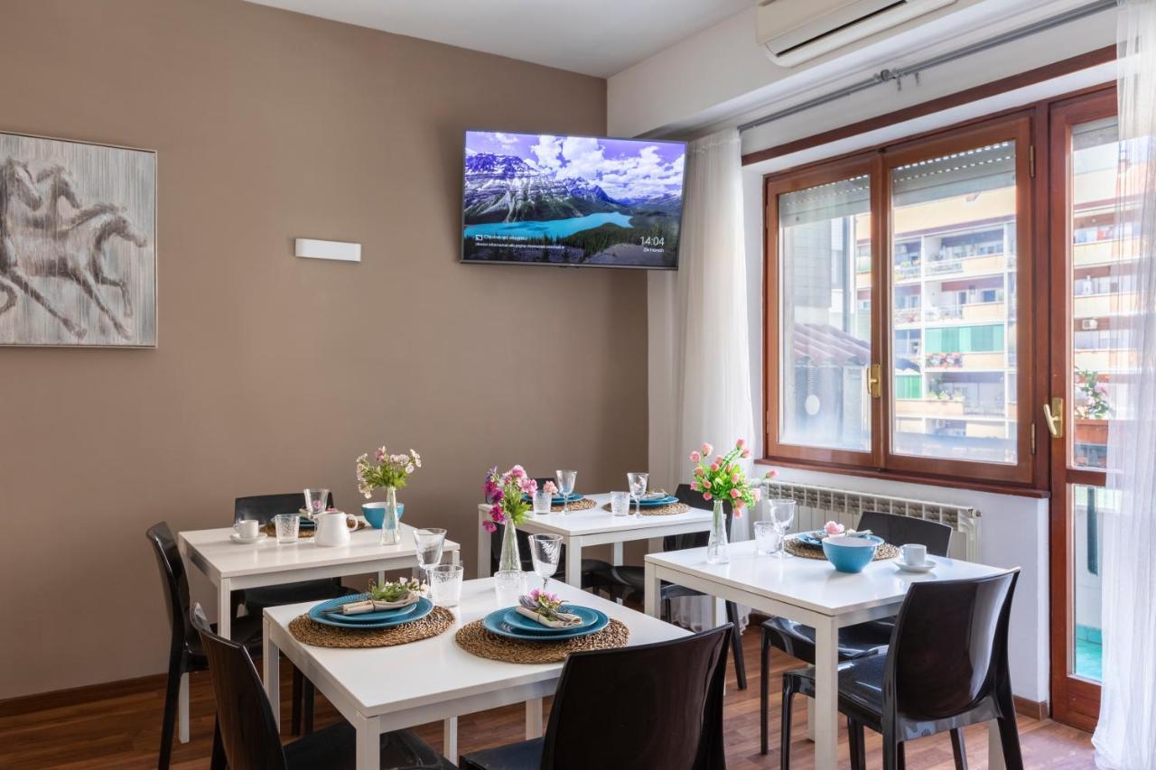 Momo Central Rome 3 Bed & Breakfast